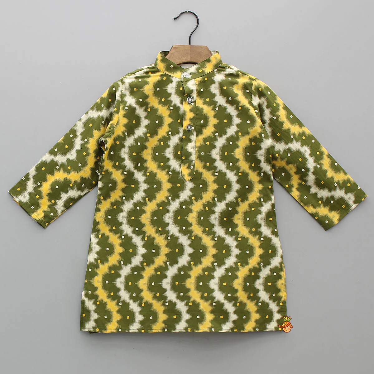 Tie-Dye Effect Printed Kurta With Embroidered Jacket And Churidar - Image 4