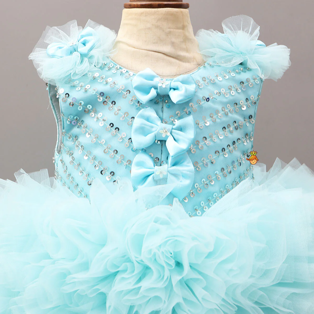 Triple Bow Adorned Trail Dress With Headband - Image 5