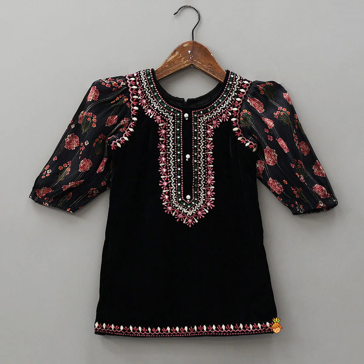 Velvet Kurti With Printed Pant - Image 3
