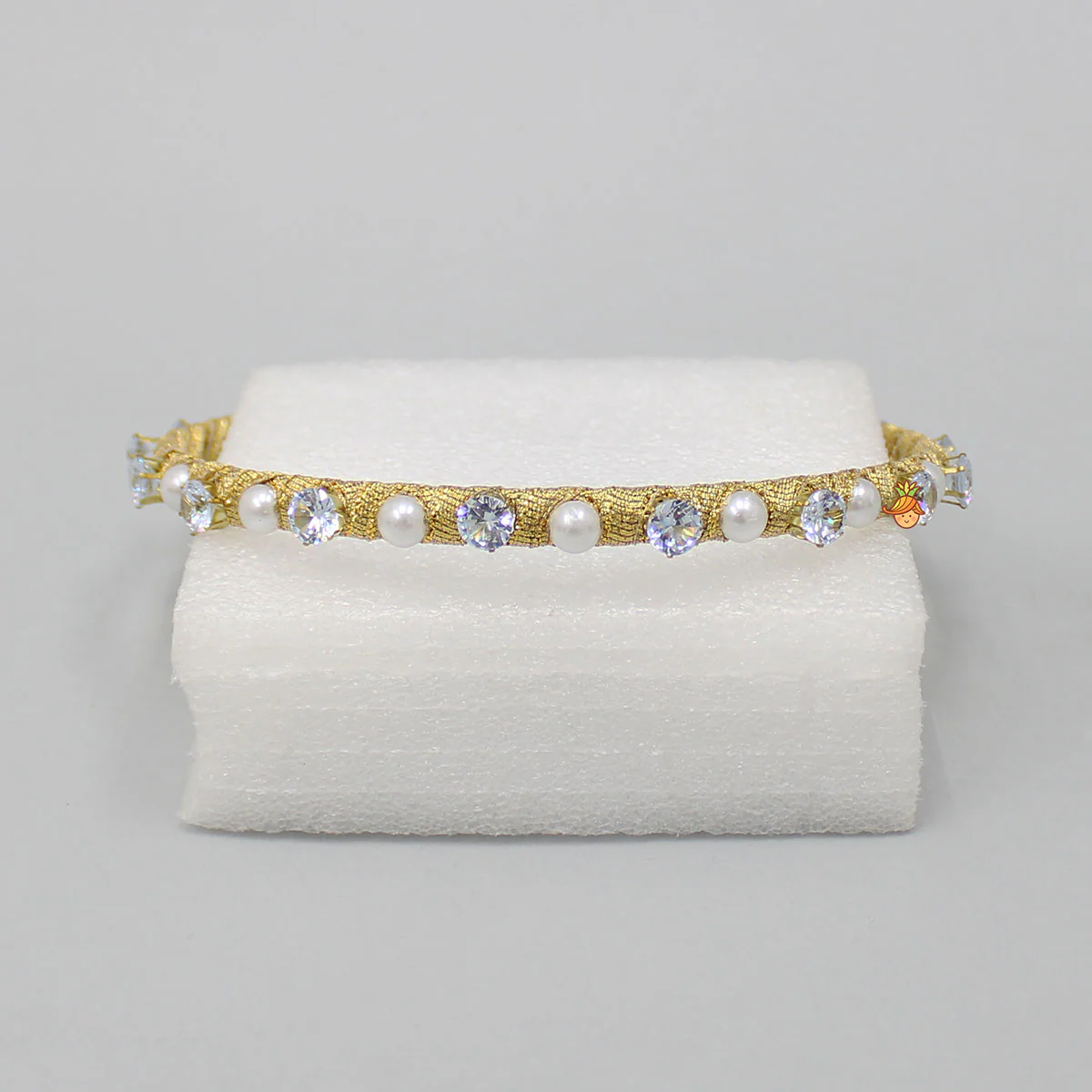 White Stones Adorned Pearly Hair Band - Image 2