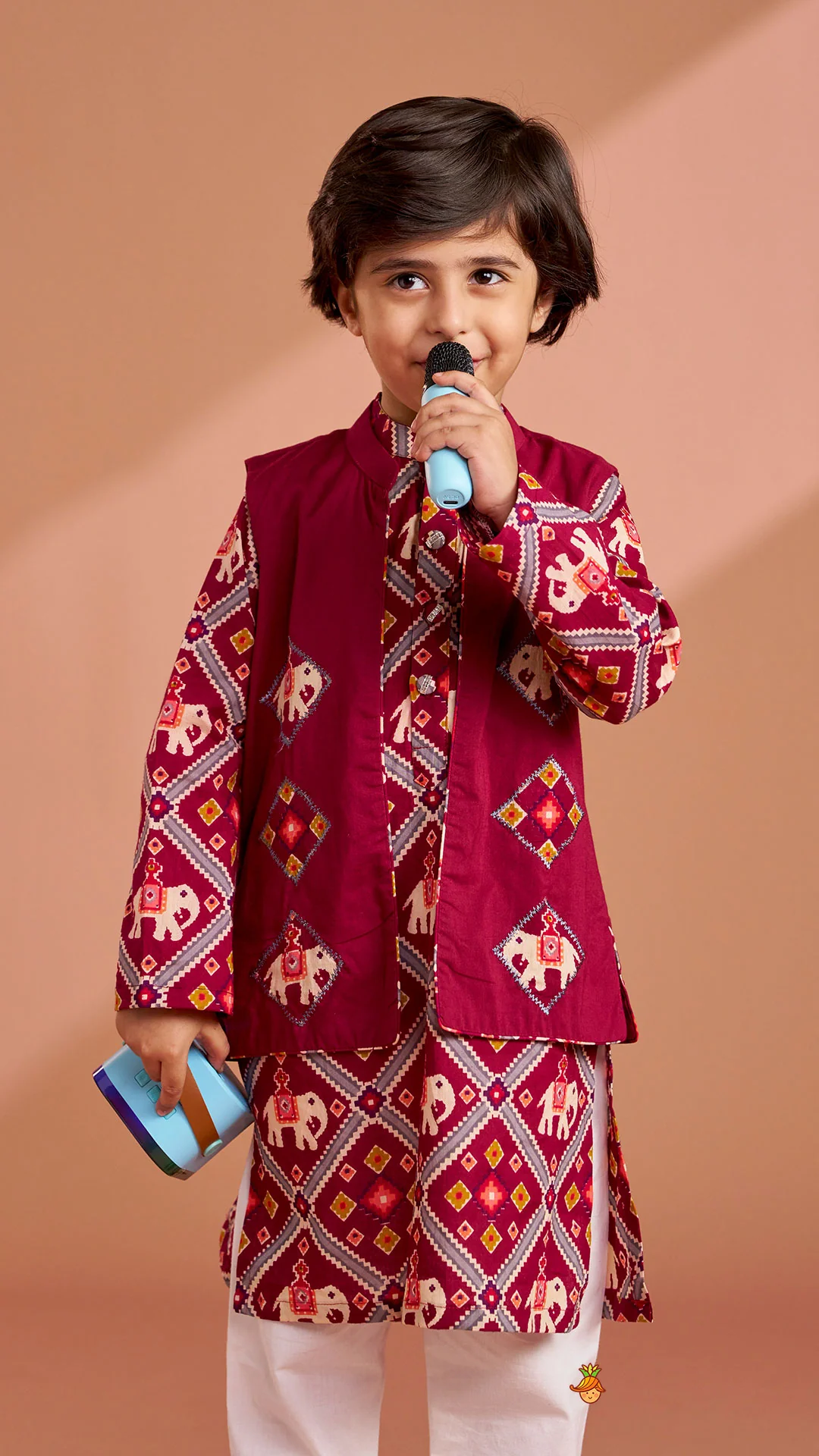 Wine Patola Printed Kurta With Front Open Jacket And Pyjama - Image 6